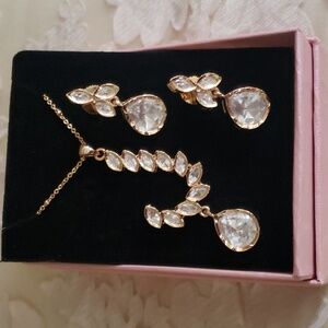 NWT, Indian Jewelry set